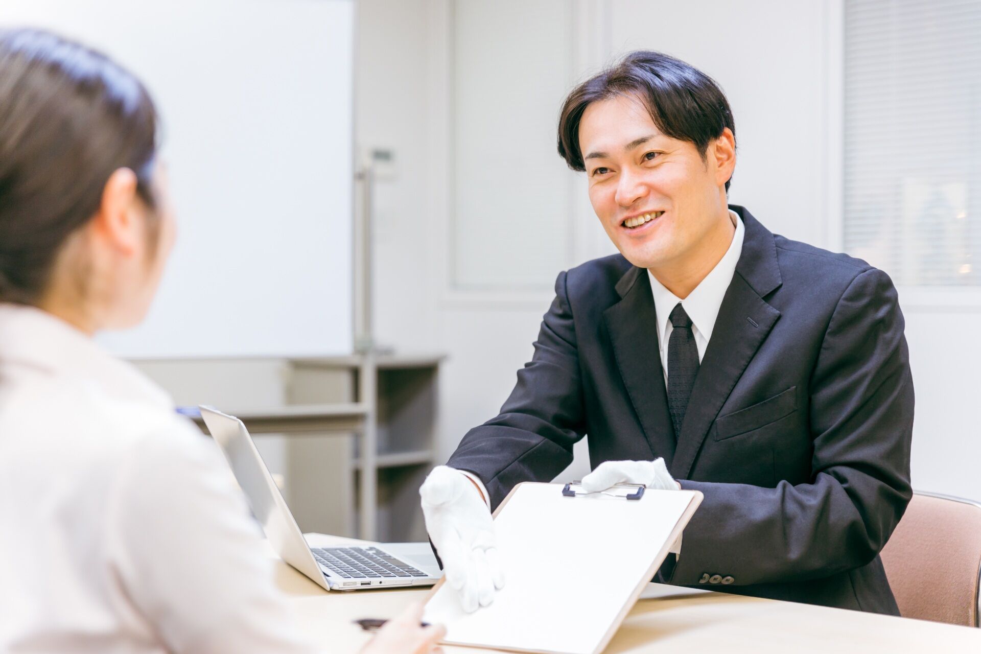 ご売却成立の場合その場で現金のお渡し